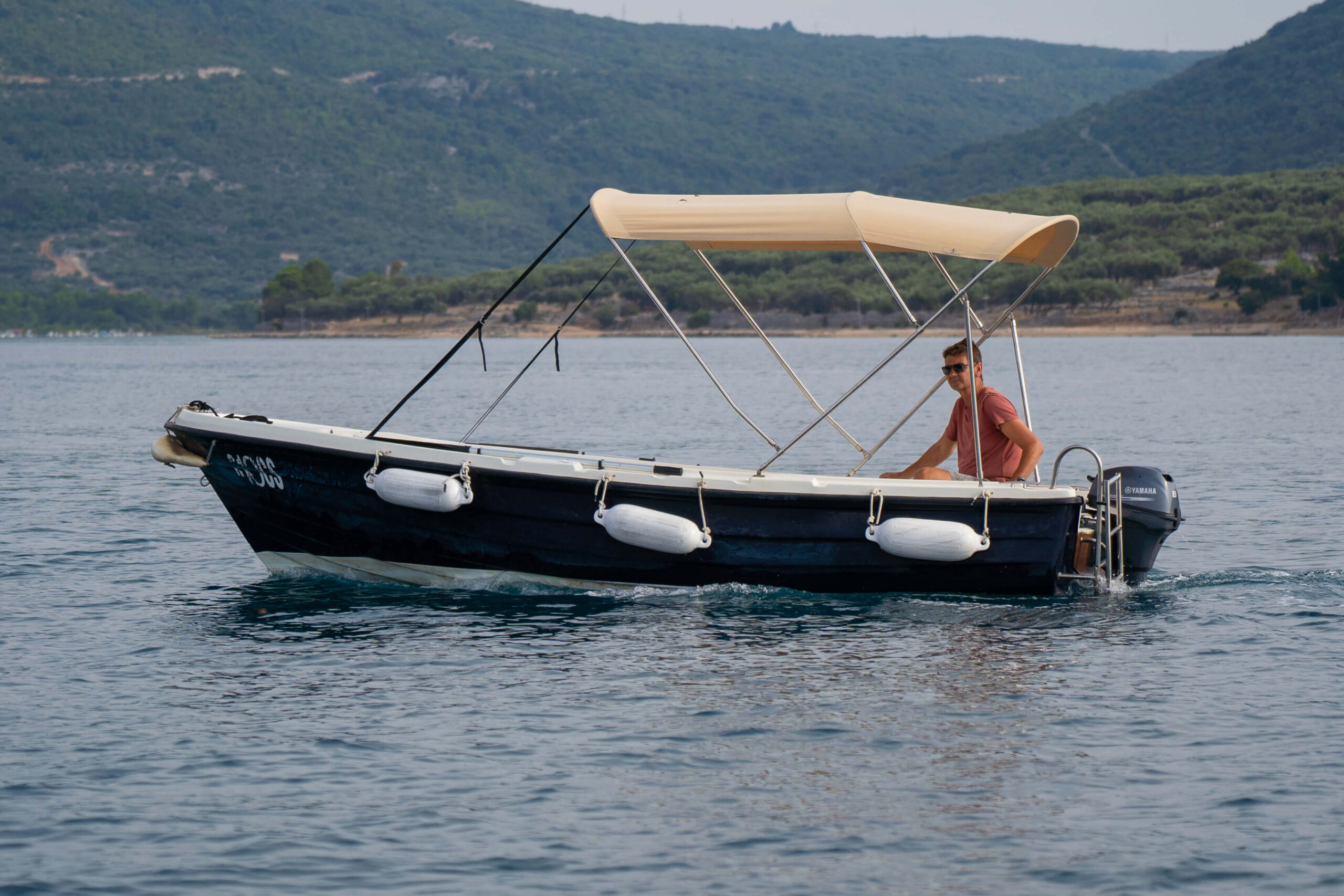 Mira Rent a boat otok Cres
