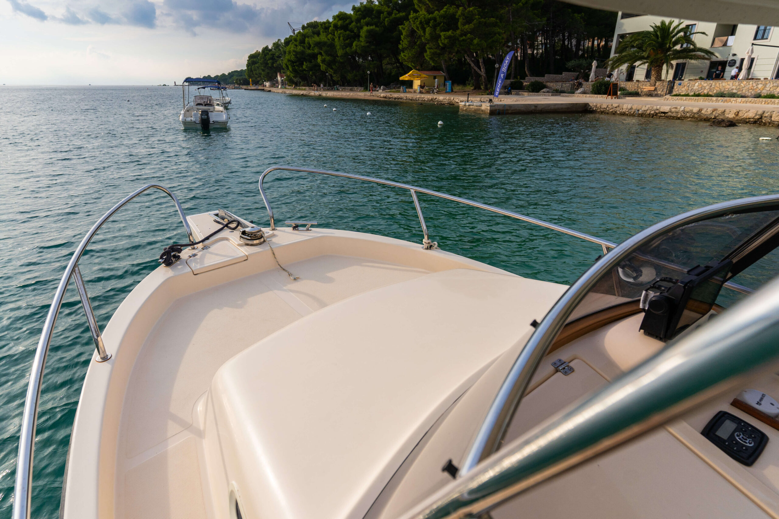 Mira Rent a boat otok Cres