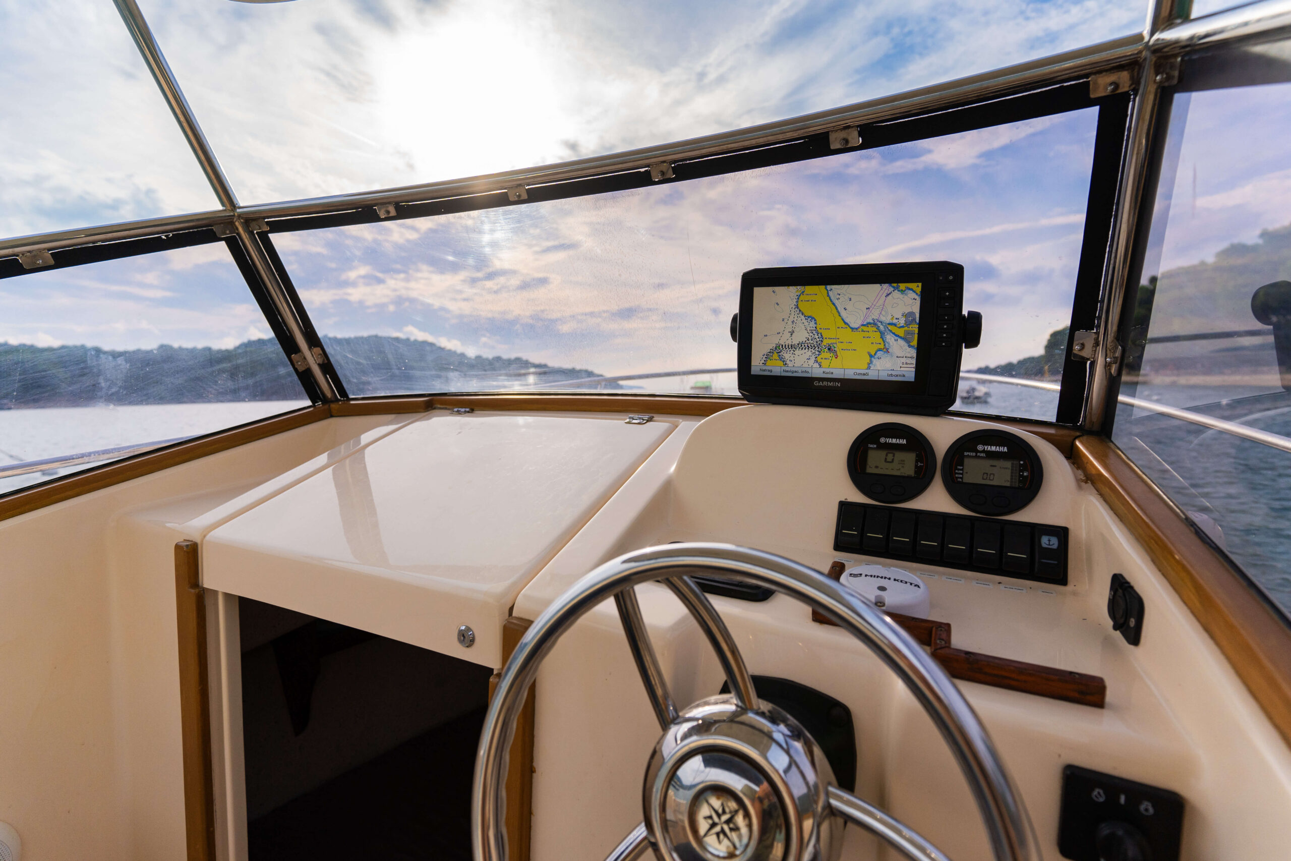 Mira Rent a boat otok Cres