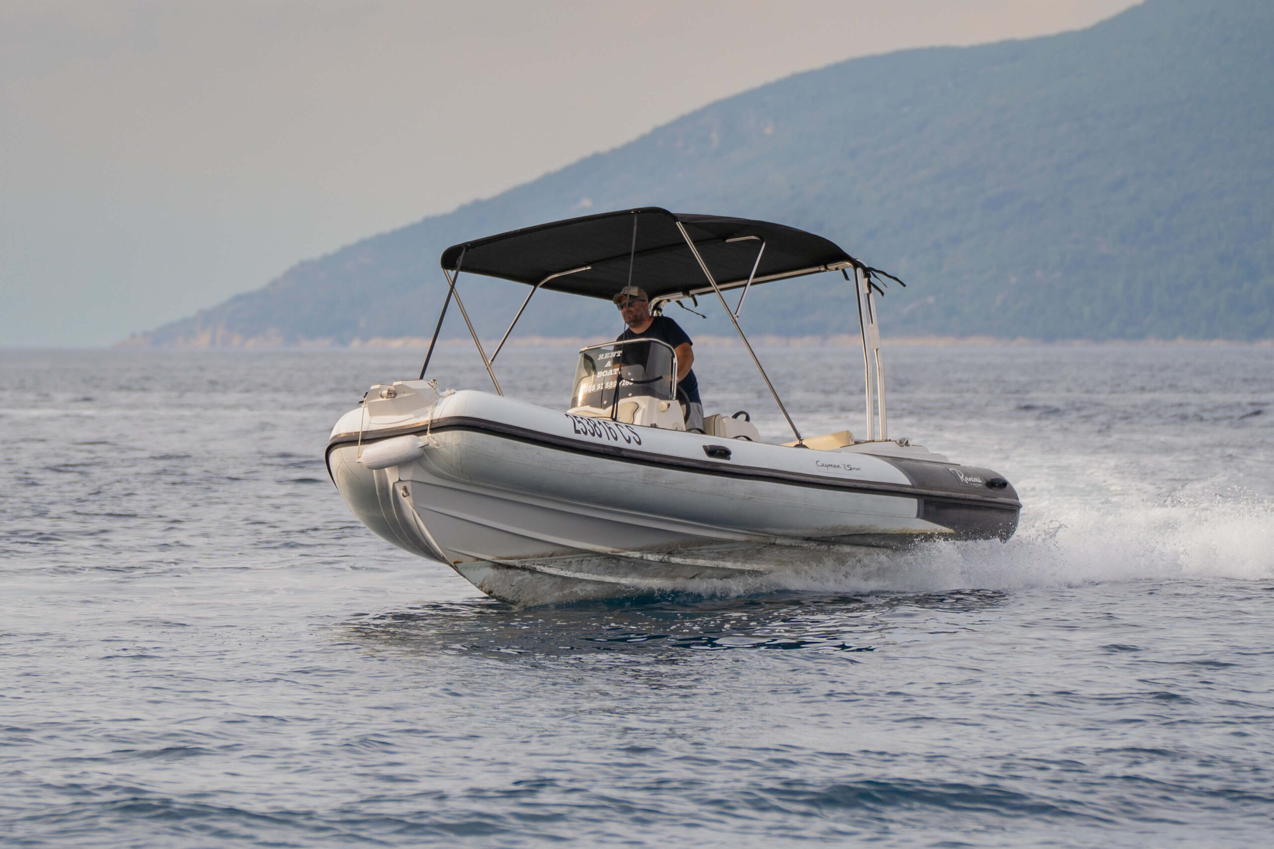 Mira Rent a boat otok Cres